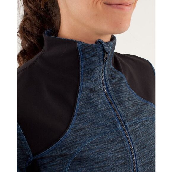 Lululemon Forme Jacket Reversible Slub Denim Limitless Blue / Black - Size: 10 - Picture 12 of 12